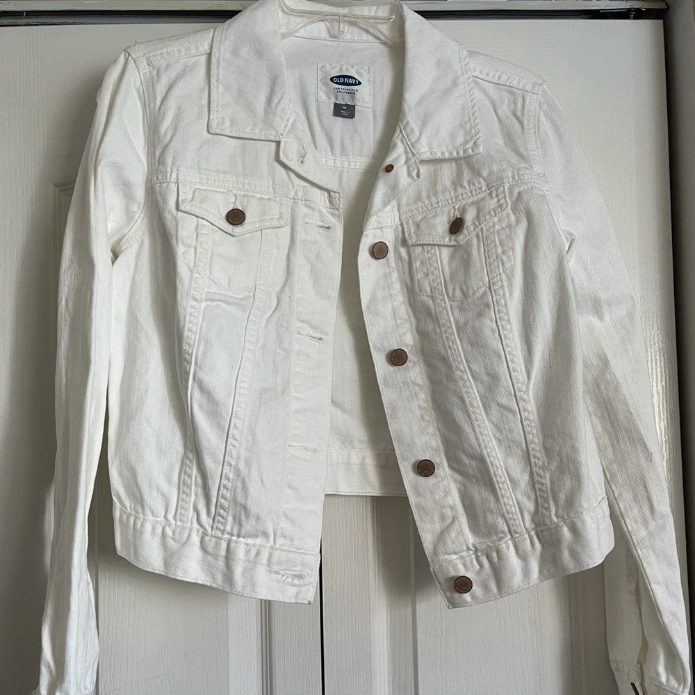NWT white jean jacket M